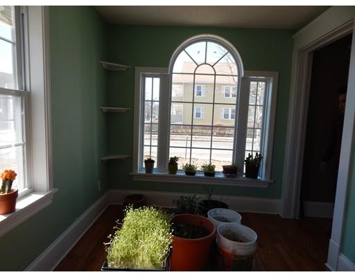103 Edgewood St, Springfield, MA 01109 photo 10