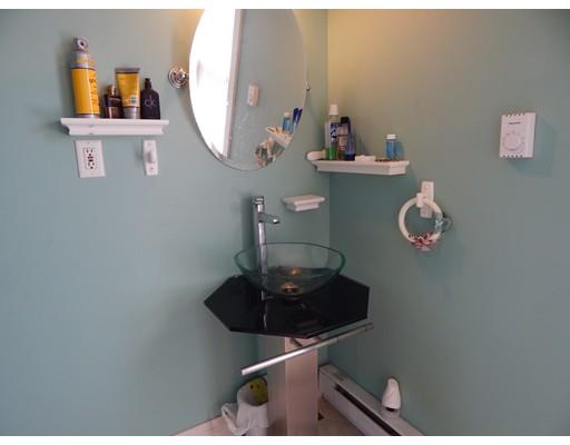 103 Edgewood St, Springfield, MA 01109 photo 13