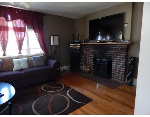 103 Edgewood St, Springfield, MA 01109 photo 8