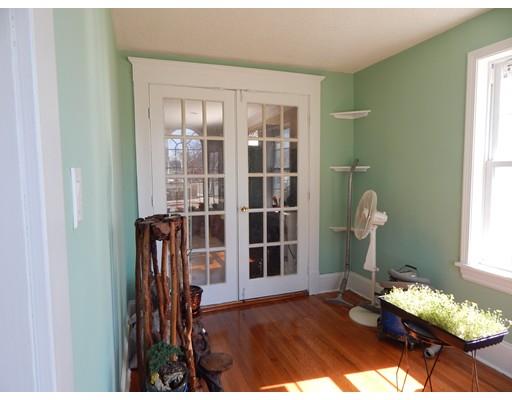 103 Edgewood St, Springfield, MA 01109 photo 9