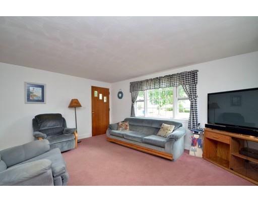 43 Bartlett Rd, Randolph, MA 02368 photo 6
