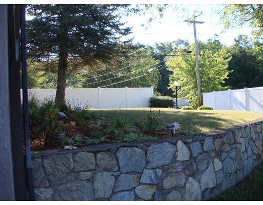 96 Lakeside Ave, Webster, MA 01570 photo 12