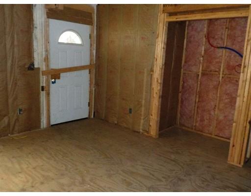 95 Austin St, Worcester, MA 01609 photo 4