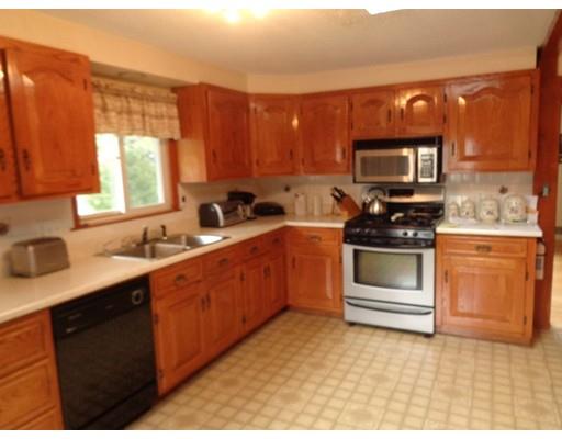 1 Pine Rd, Beverly, MA 01915 photo 2
