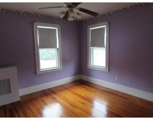 37 Barrison St, Springfield, MA 01109 photo 10