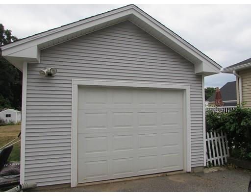 37 Barrison St, Springfield, MA 01109 photo 15