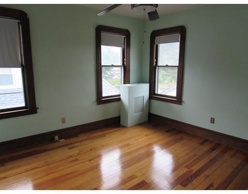 37 Barrison St, Springfield, MA 01109 photo 12