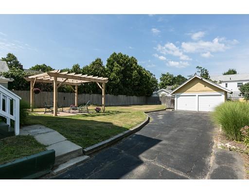 96 Orchard St, Chicopee, MA 01013 photo 4