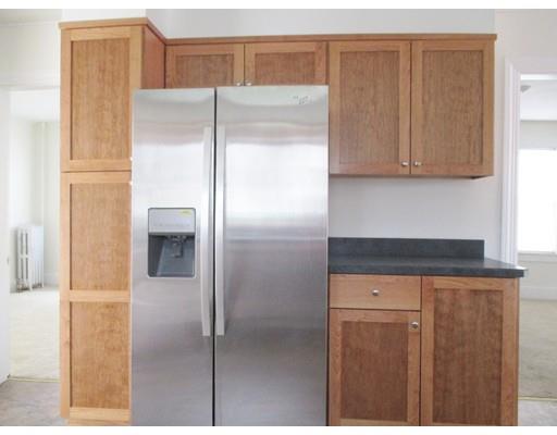 159 Meadow St, Chicopee, MA 01013 photo 3