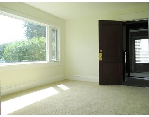159 Meadow St, Chicopee, MA 01013 photo 5