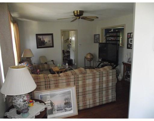 22 Dalessandro Ave, Dudley, MA 01571 photo 9
