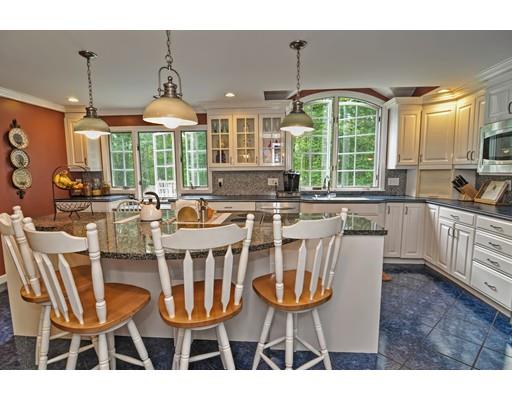 3 Joseph Rd, Mendon, MA 01756 photo 5