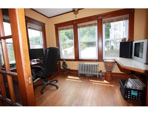 18 Johnson St, Worcester, MA 01604 photo 11