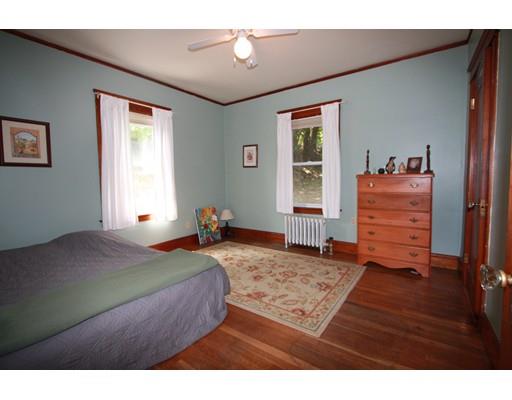 18 Johnson St, Worcester, MA 01604 photo 12