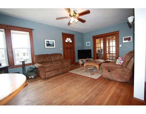 18 Johnson St, Worcester, MA 01604 photo 9