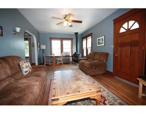 18 Johnson St, Worcester, MA 01604 photo 10