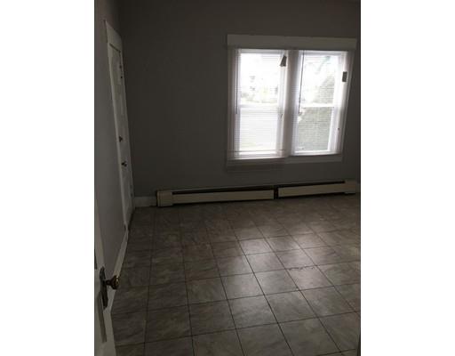529 White St, Springfield, MA 01108 photo 14
