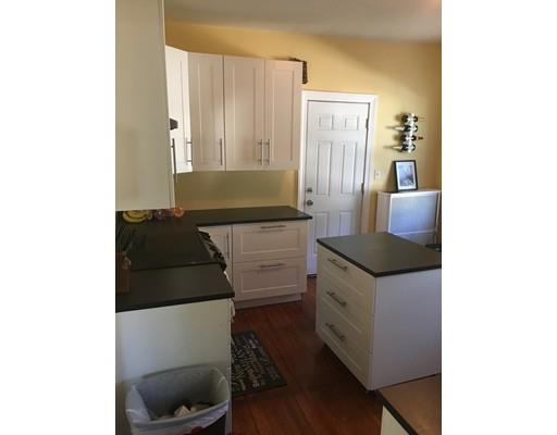 529 White St, Springfield, MA 01108 photo 6