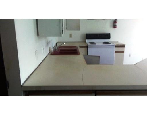 180 Maple St, Springfield, MA 01105 photo 3
