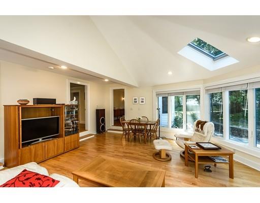 20 Robbins Rd, Lexington, MA 02421 photo 7