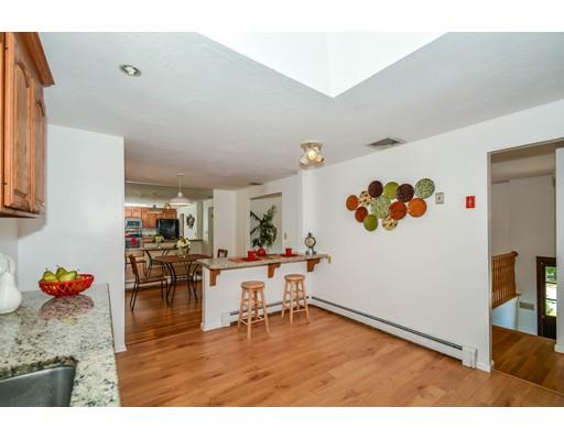 42 Colburn Rd, Reading, MA 01867 photo 11