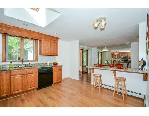42 Colburn Rd, Reading, MA 01867 photo 10