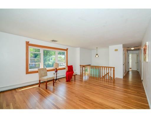 42 Colburn Rd, Reading, MA 01867 photo 5