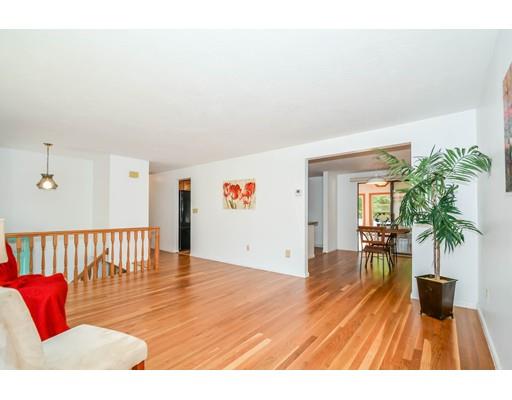 42 Colburn Rd, Reading, MA 01867 photo 6