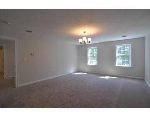 451 River St, Dunstable, MA 01827 photo 11