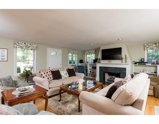 34 Smith Rd, Hingham, MA 02043 photo 4