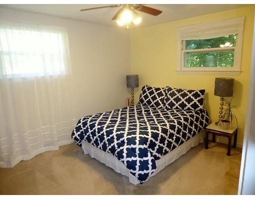 92 Hudson St, Springfield, MA 01118 photo 11