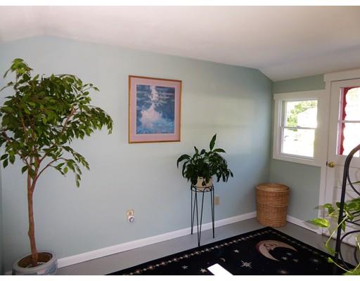 92 Hudson St, Springfield, MA 01118 photo 19