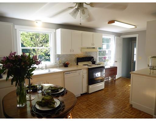 92 Hudson St, Springfield, MA 01118 photo 8