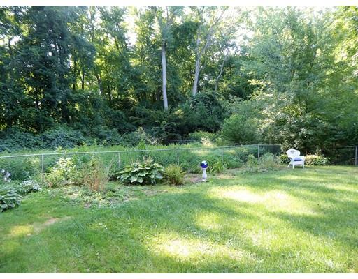 92 Hudson St, Springfield, MA 01118 photo 2