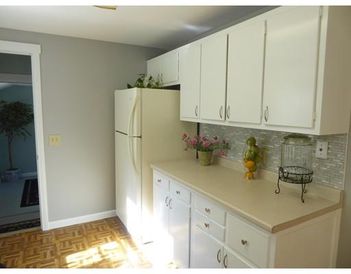 92 Hudson St, Springfield, MA 01118 photo 9