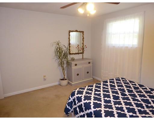 92 Hudson St, Springfield, MA 01118 photo 12