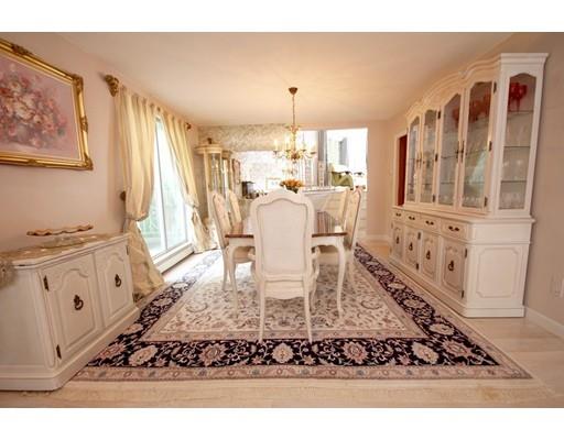 4 Yorkshire Rd, Marblehead, MA 01945 photo 6