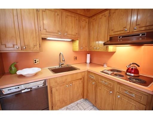 4 Yorkshire Rd, Marblehead, MA 01945 photo 18