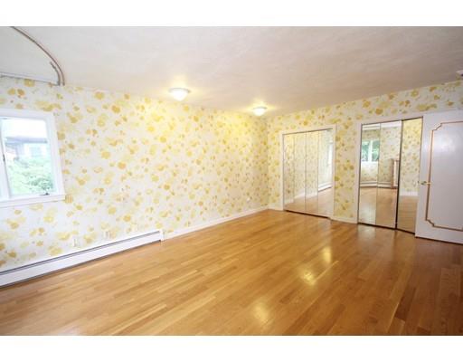 4 Yorkshire Rd, Marblehead, MA 01945 photo 12