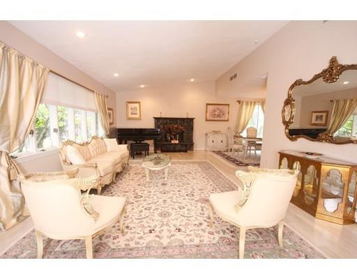 4 Yorkshire Rd, Marblehead, MA 01945 photo 4