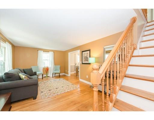 52 Summer Ave, Reading, MA 01867 photo 2