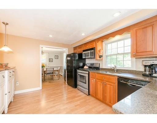 52 Summer Ave, Reading, MA 01867 photo 5