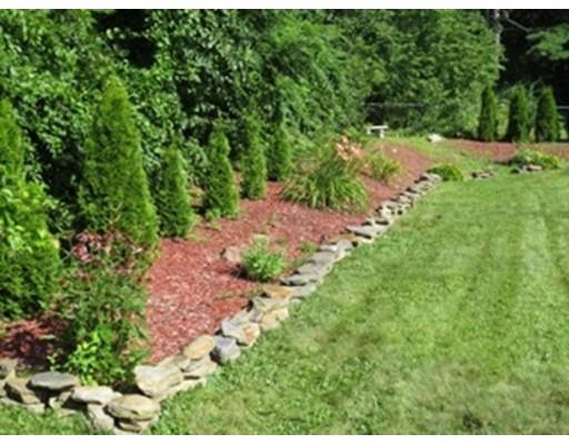 64 Oak Hollow Rd, Springfield, MA 01128 photo 20