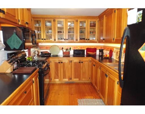 6 Cross St, Buckland, MA 01338 photo 9