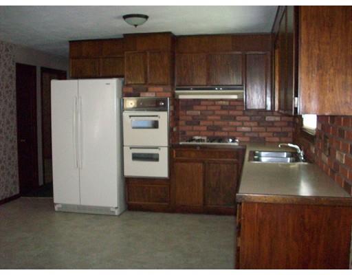451 Massasoit Rd, Worcester, MA 01604 photo 5