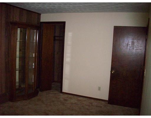 451 Massasoit Rd, Worcester, MA 01604 photo 12