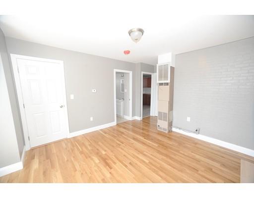 880 Grinnell St, Fall River, MA 02721 photo 2