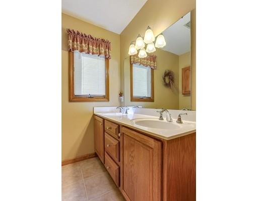194 Ellsworth Ave, Springfield, MA 01118 photo 16
