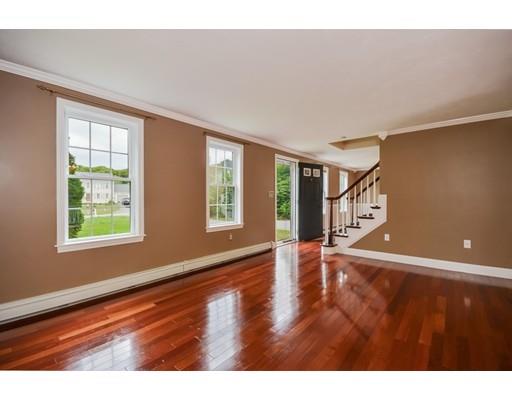 25 Sheffield Pl, Mashpee, MA 02649 photo 3