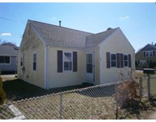 28 Pleasant St, Wareham, MA 02571 photo 1